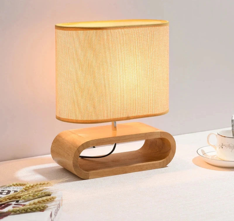  une touche de sophistication et de chaleur à votre chambre avec notre lampe de chevet scandinave.