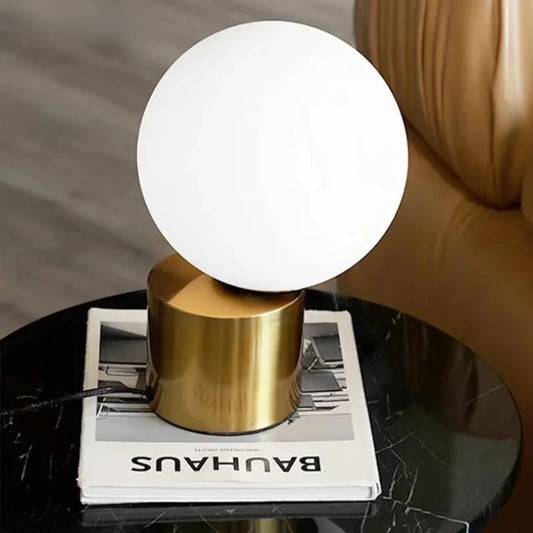 Lampe de chevet moderne